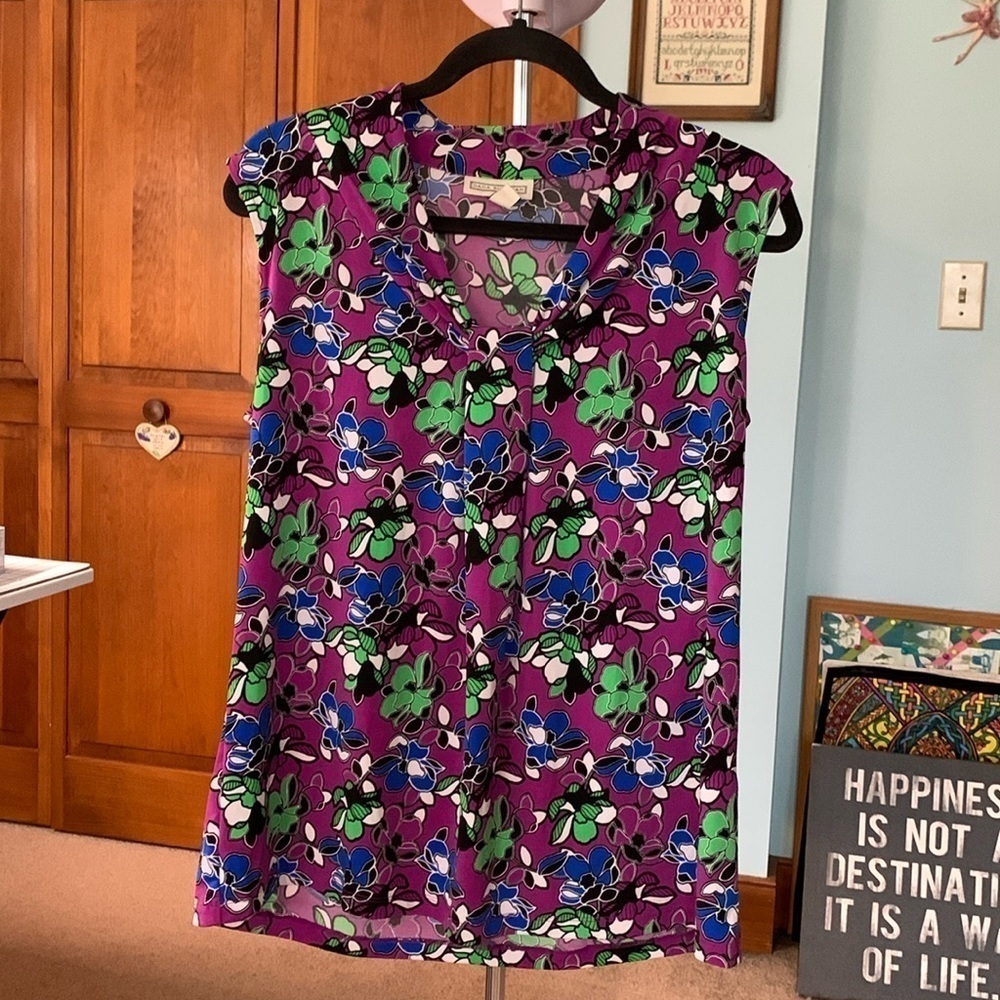 Dana Buchman Sleeveless Blouse Size Large NWOT